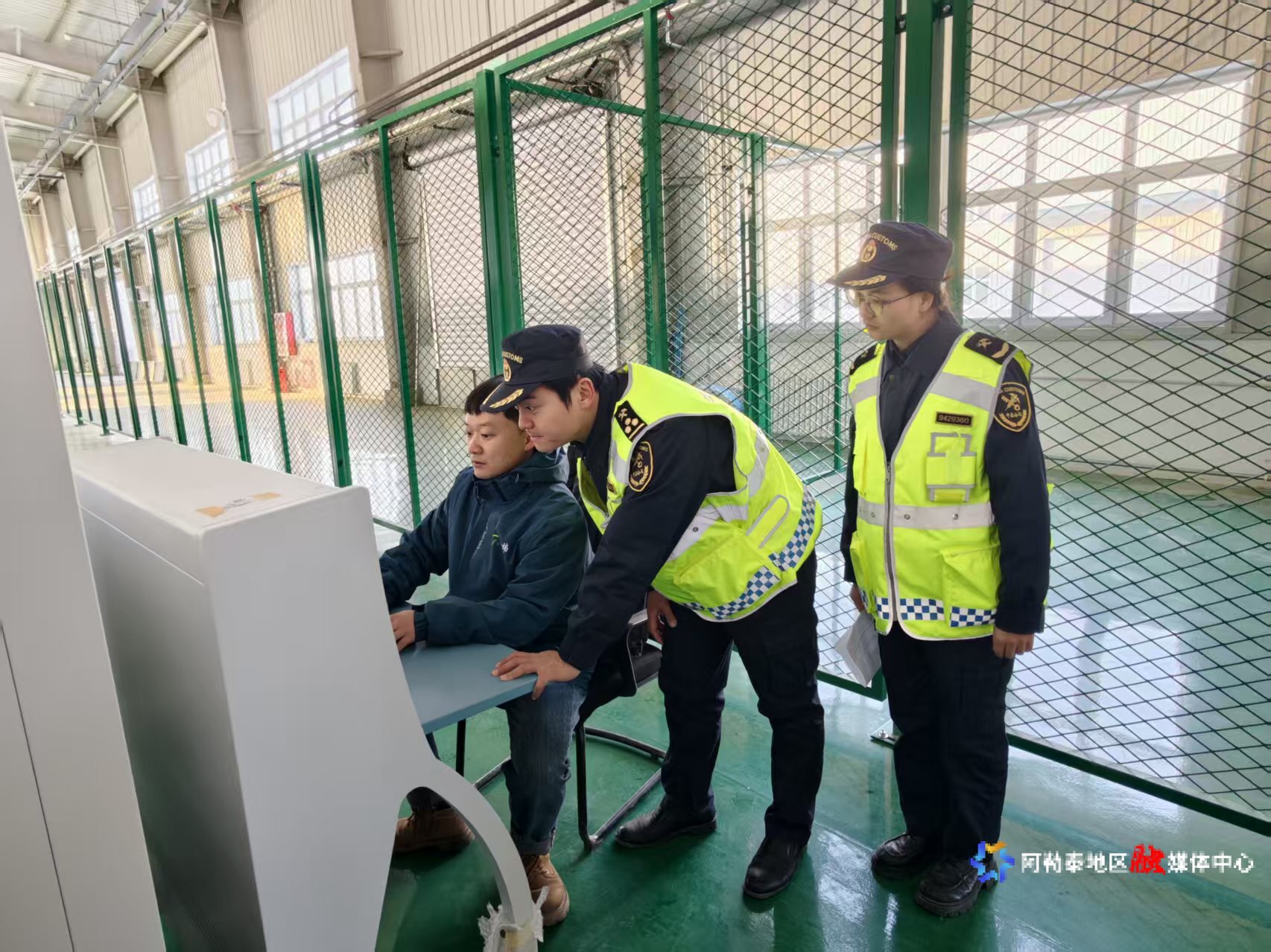 mmexport1763475345107