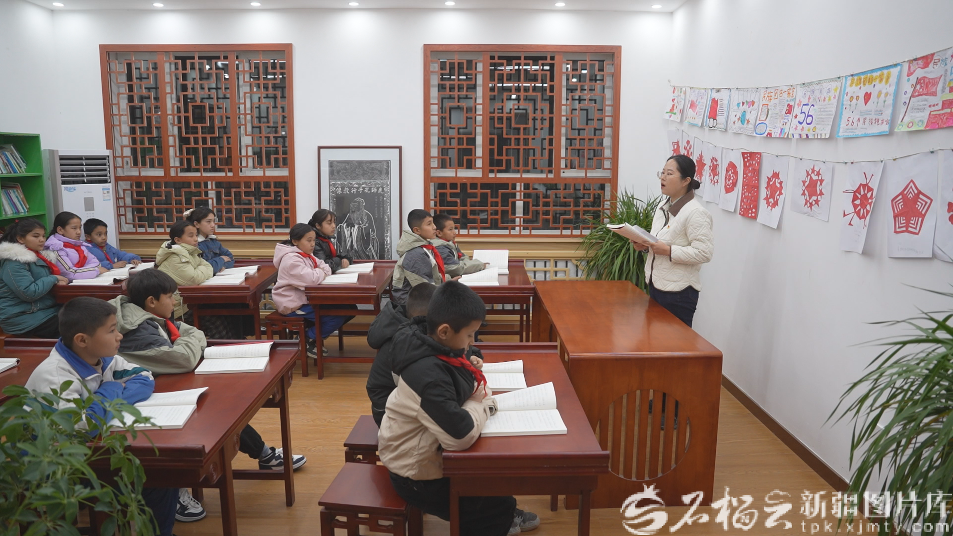 mmexport1763900214801